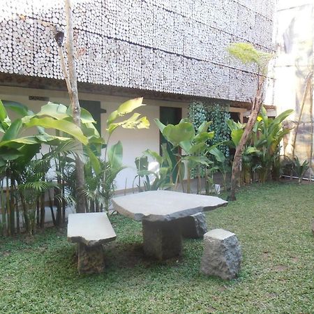 Flores Gallery Hotel Μπαντούνγκ Εξωτερικό φωτογραφία
