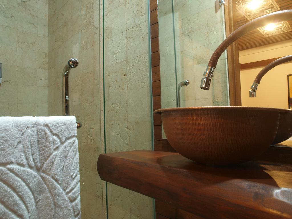 Flores Gallery Hotel Μπαντούνγκ Δωμάτιο φωτογραφία