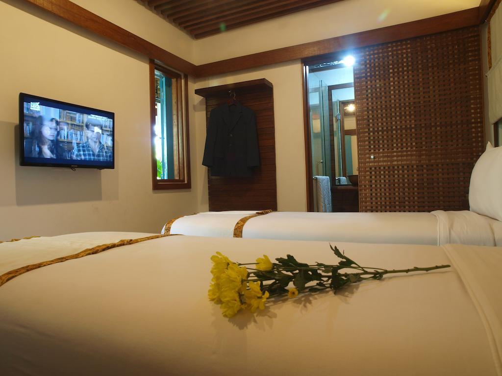 Flores Gallery Hotel Μπαντούνγκ Δωμάτιο φωτογραφία