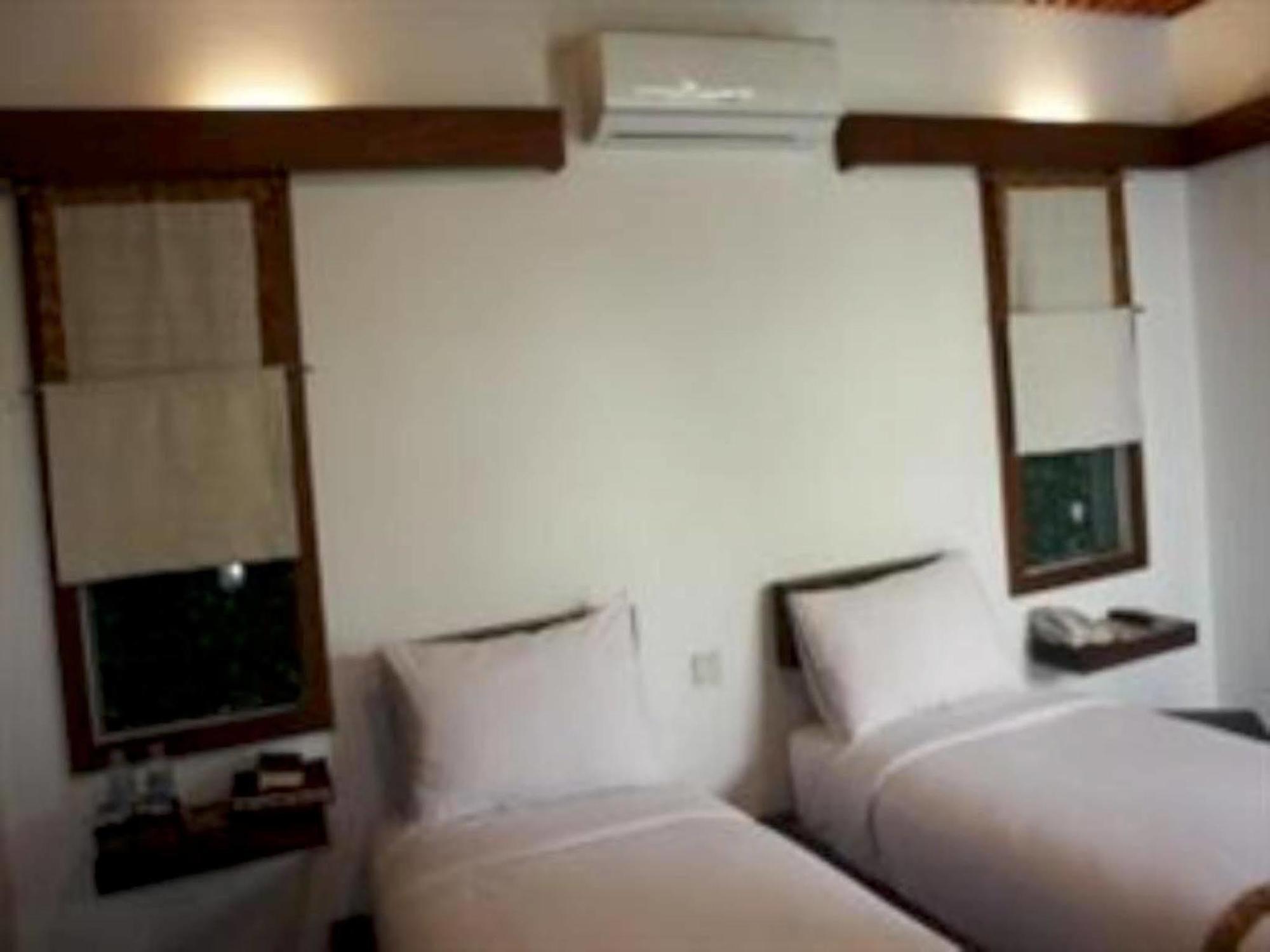 Flores Gallery Hotel Μπαντούνγκ Εξωτερικό φωτογραφία